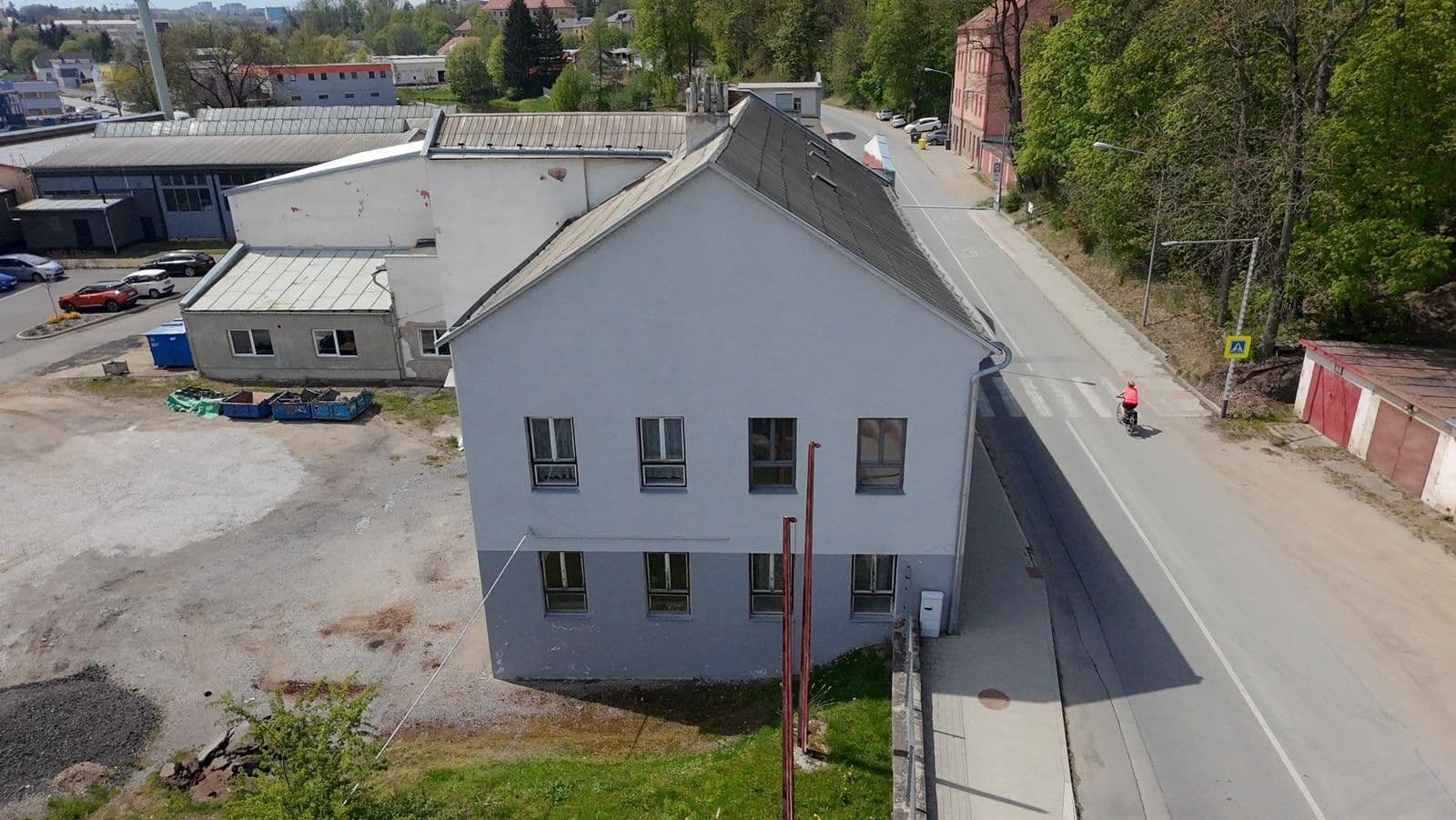 Prenájom kancelárie 396 m², Polenská, Jihlava, Kraj Vysočina Prenájom kancelárie 396 m², Polenská, Jihlava, Kraj Vysočina