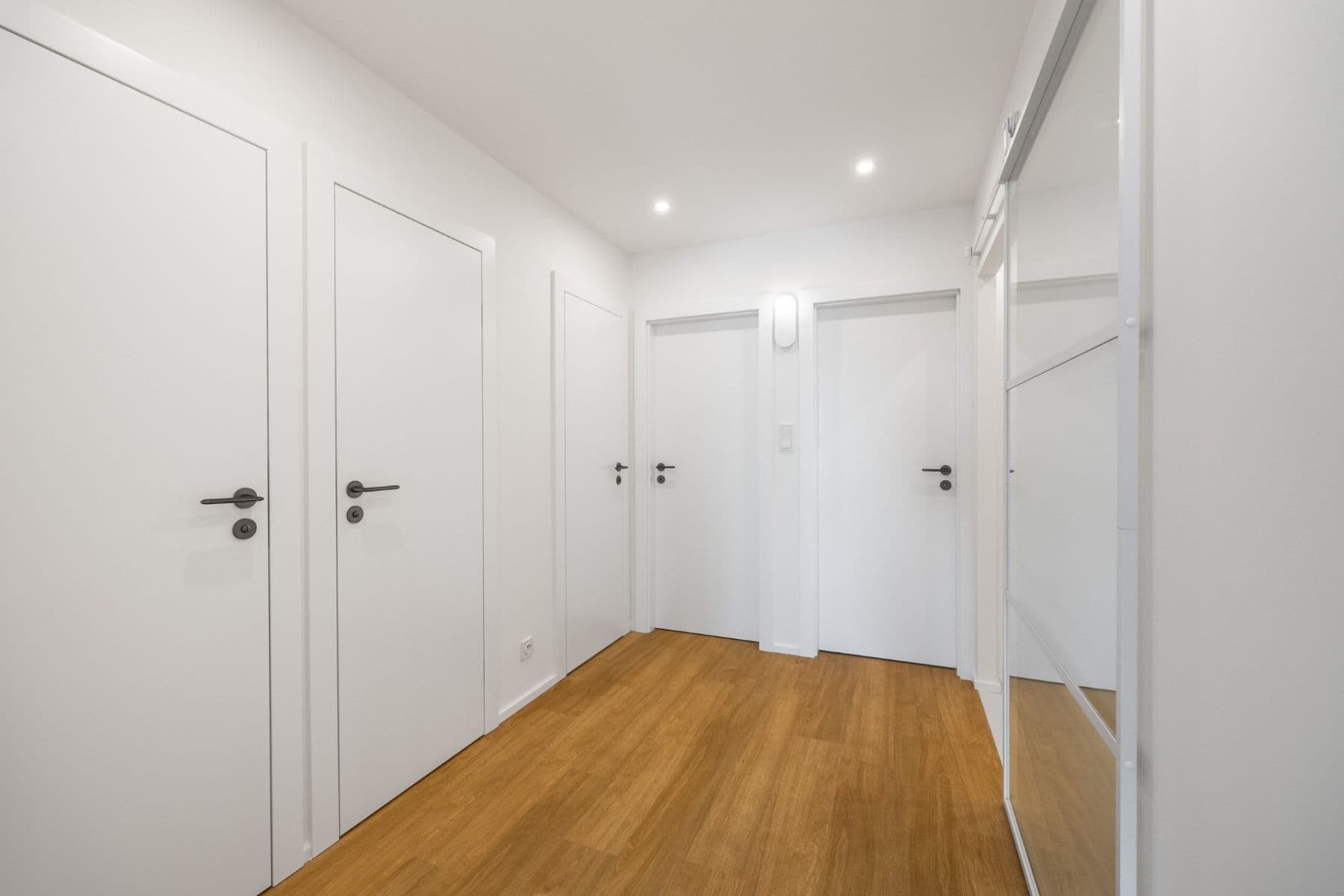 Predaj bytu 3-izbový 79 m², Mládežnická, Praha, Praha Predaj bytu 3-izbový 79 m², Mládežnická, Praha, Praha