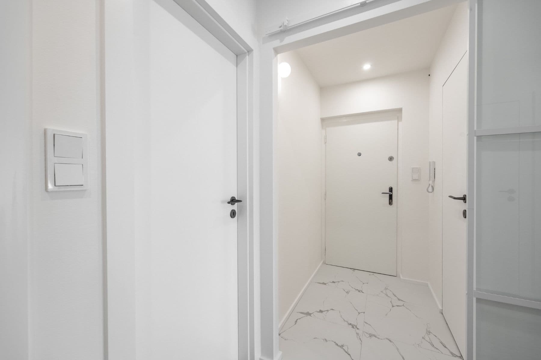 Predaj bytu 3-izbový 79 m², Mládežnická, Praha, Praha Predaj bytu 3-izbový 79 m², Mládežnická, Praha, Praha