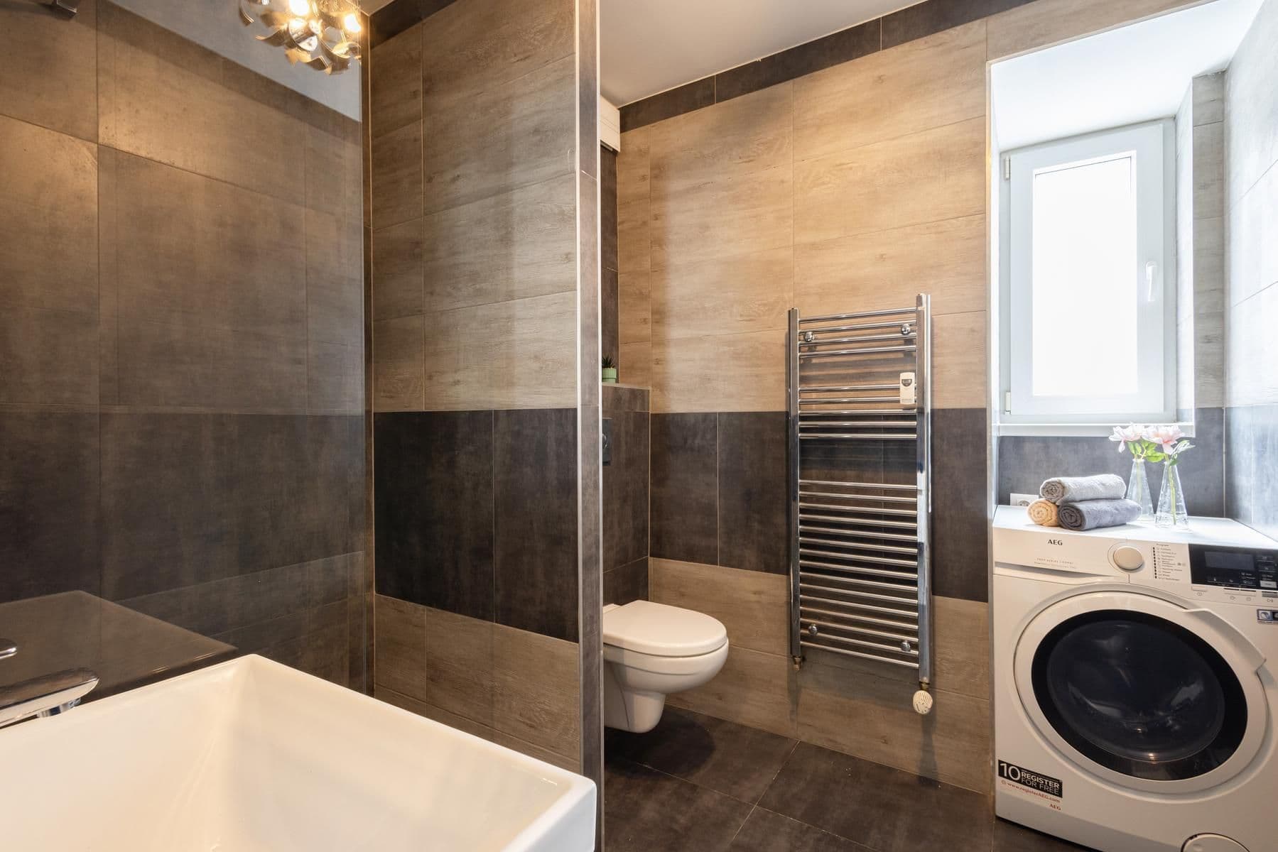 Predaj bytu 3-izbový 65 m², Jerevanská, Praha, Praha Predaj bytu 3-izbový 65 m², Jerevanská, Praha, Praha