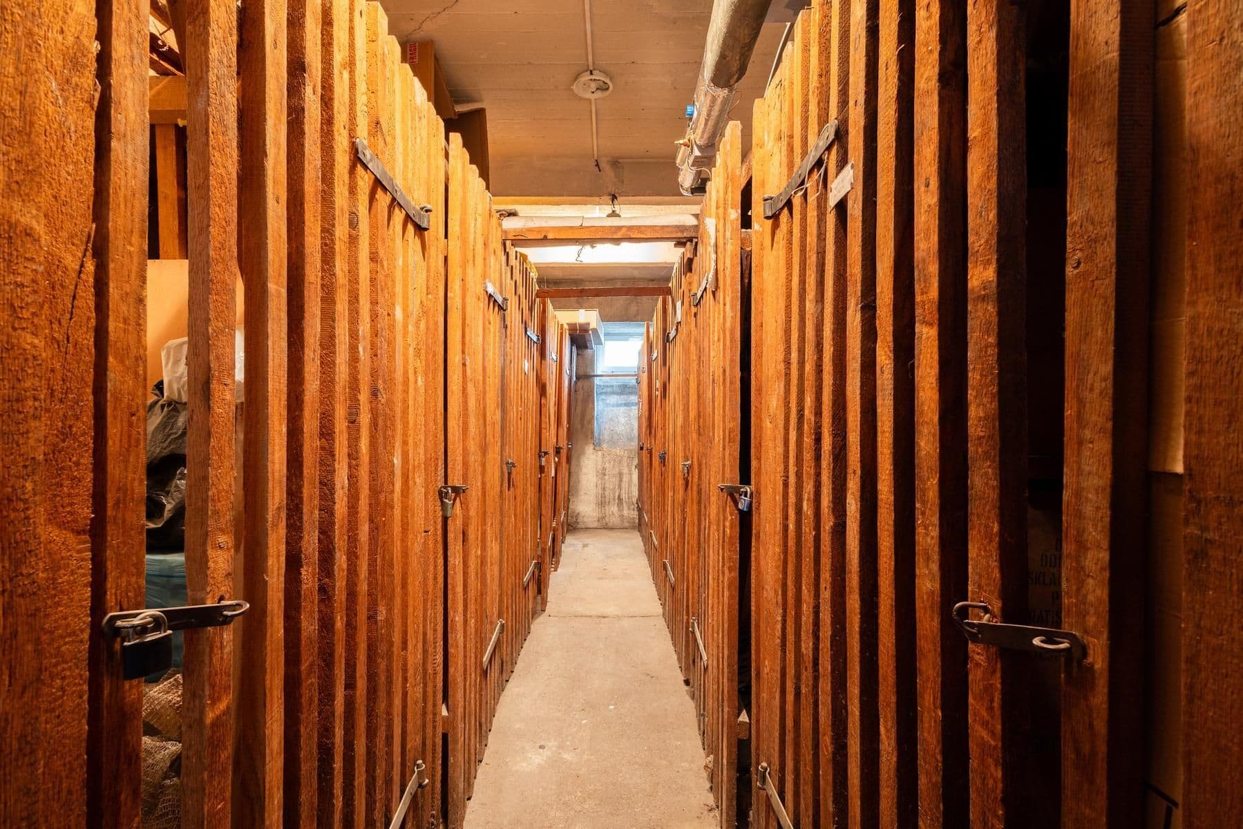 Predaj bytu 3-izbový 65 m², Jerevanská, Praha, Praha Predaj bytu 3-izbový 65 m², Jerevanská, Praha, Praha