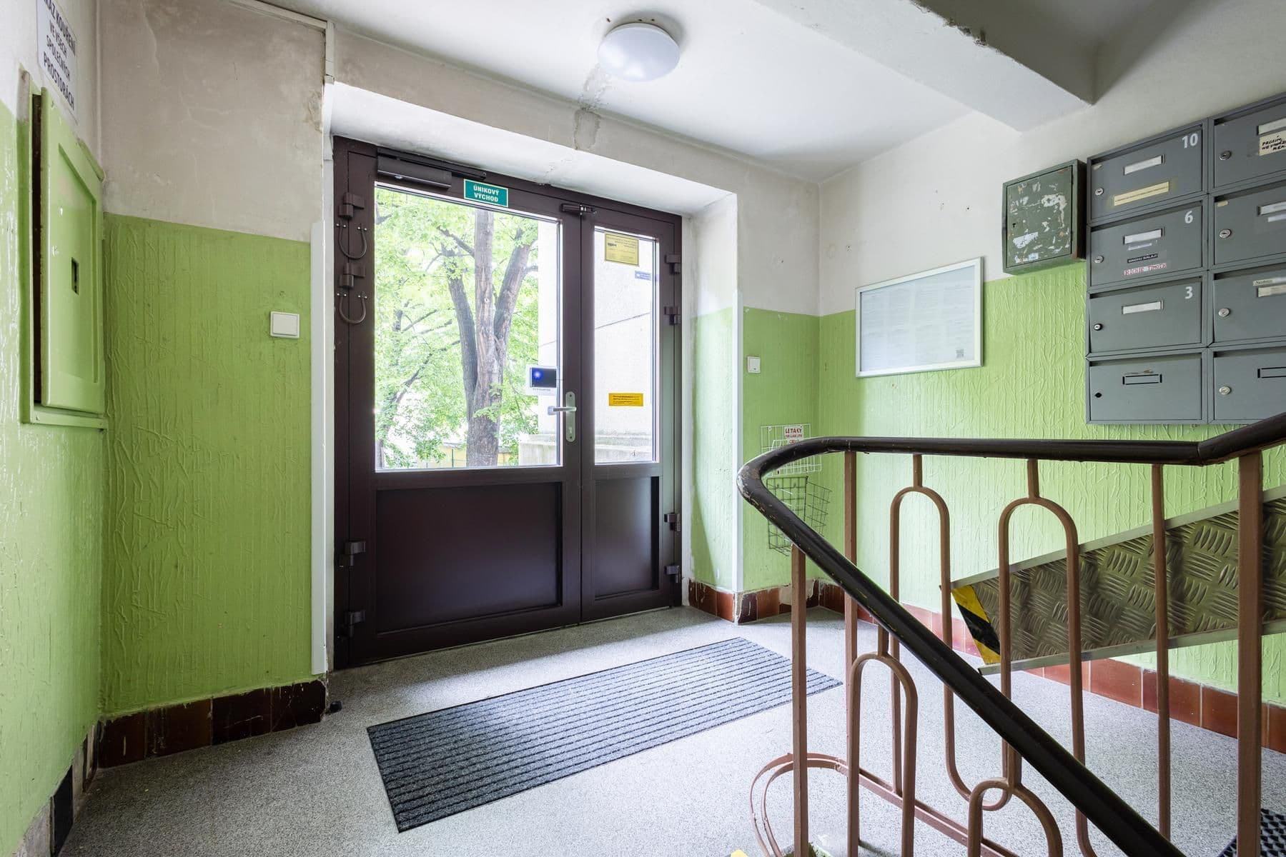Predaj bytu 3-izbový 65 m², Jerevanská, Praha, Praha Predaj bytu 3-izbový 65 m², Jerevanská, Praha, Praha