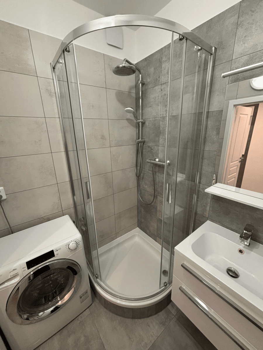 Prenájom bytu 2-izbový 51 m², Na Okraji, Praha, Praha Prenájom bytu 2-izbový 51 m², Na Okraji, Praha, Praha