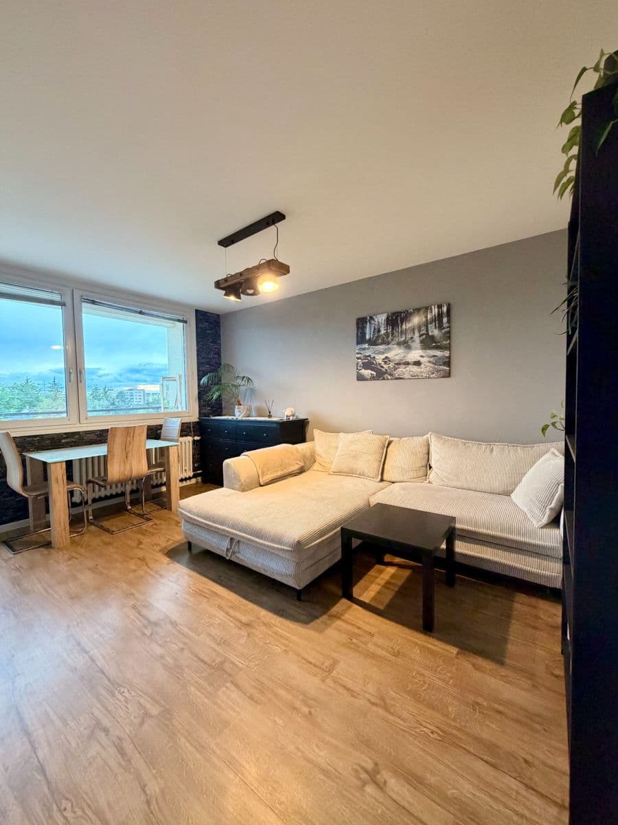 Prenájom bytu 3-izbový 79 m², Šejbalové, Praha, Praha Prenájom bytu 3-izbový 79 m², Šejbalové, Praha, Praha