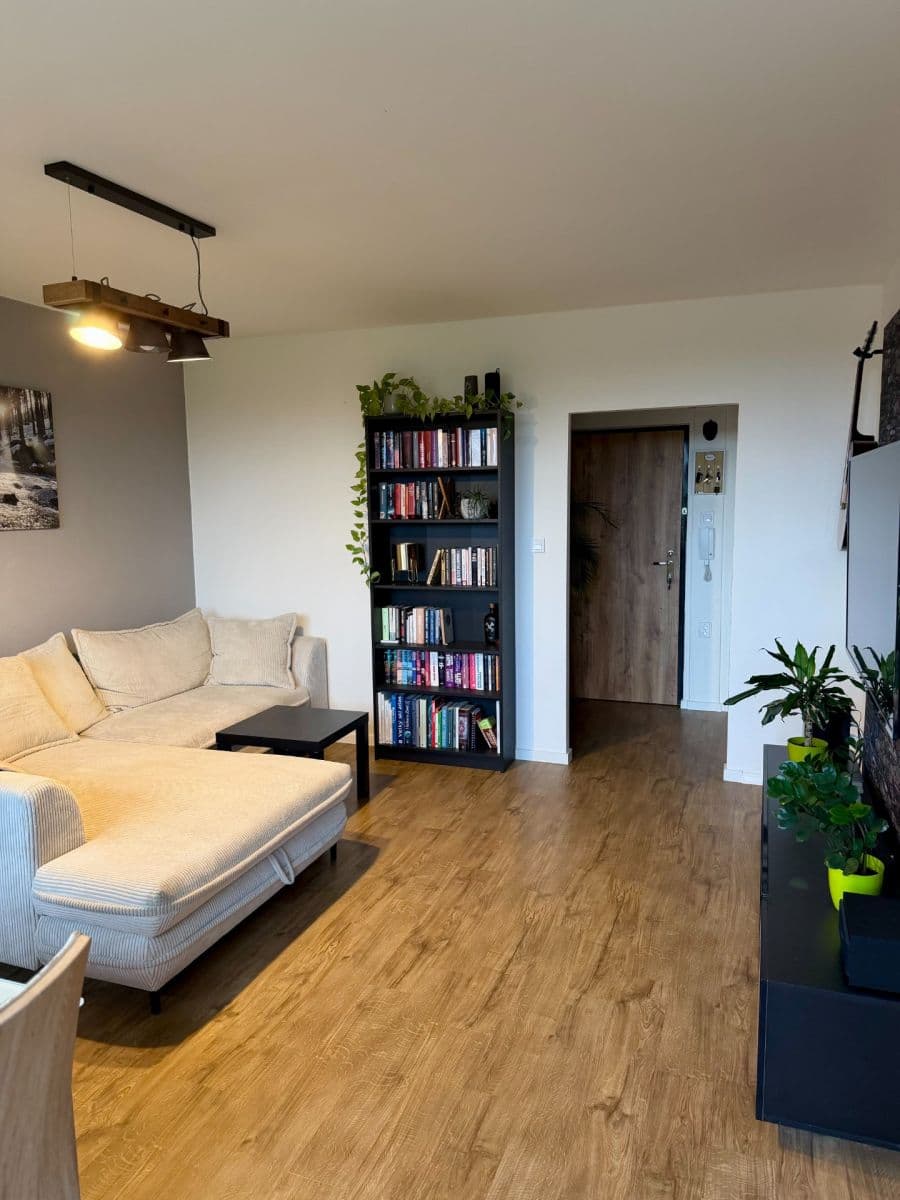 Prenájom bytu 3-izbový 79 m², Šejbalové, Praha, Praha Prenájom bytu 3-izbový 79 m², Šejbalové, Praha, Praha
