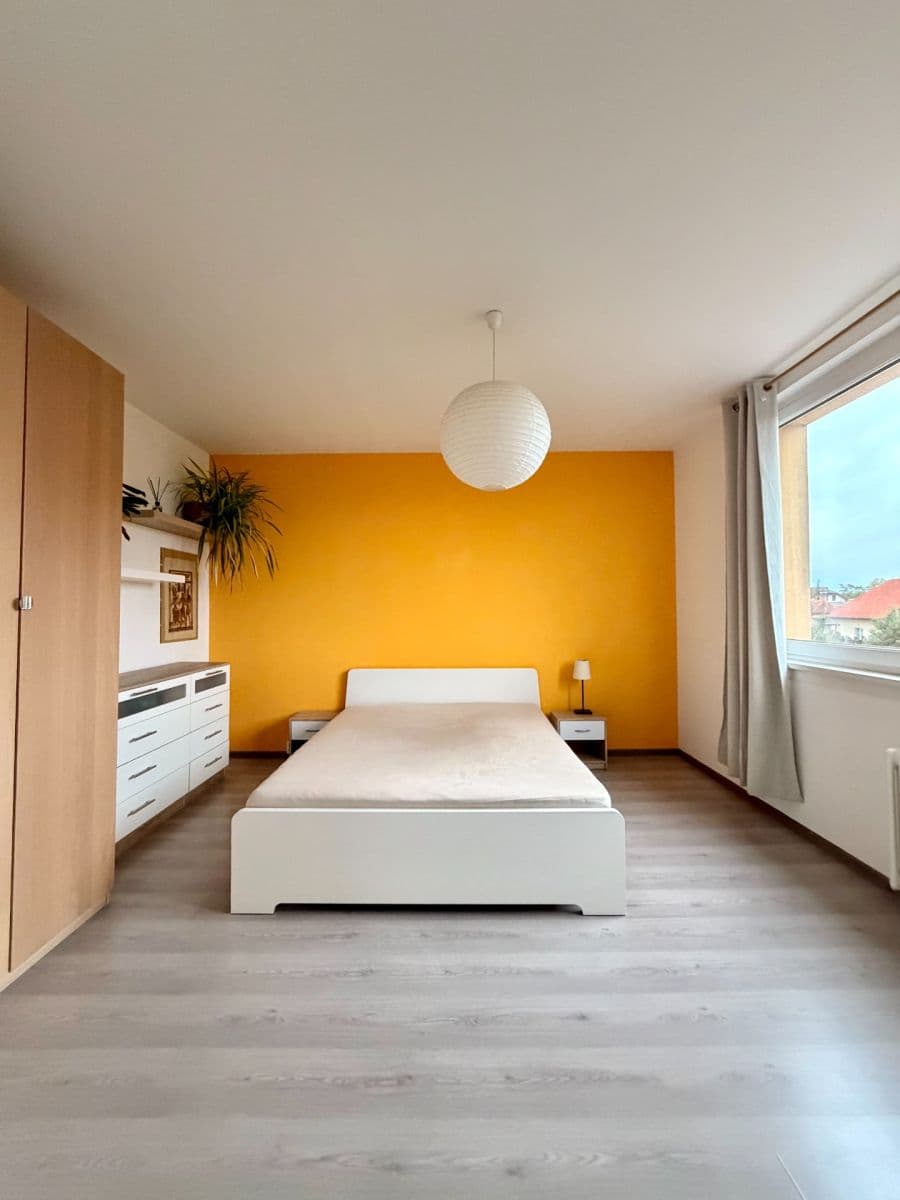 Prenájom bytu 3-izbový 79 m², Šejbalové, Praha, Praha Prenájom bytu 3-izbový 79 m², Šejbalové, Praha, Praha