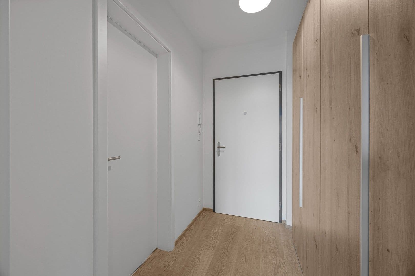 Prenájom bytu 1-izbový 31 m², Milánská, Praha, Praha Prenájom bytu 1-izbový 31 m², Milánská, Praha, Praha