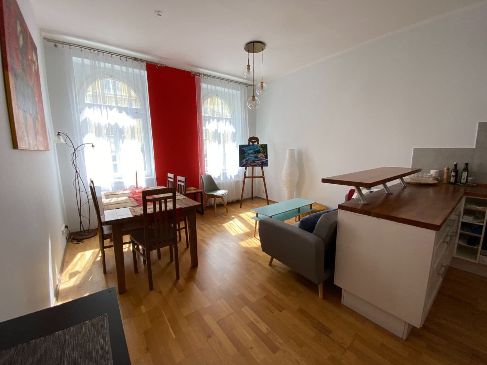 Prenájom bytu 3-izbový 74 m², Bořivojova, Praha, Praha Prenájom bytu 3-izbový 74 m², Bořivojova, Praha, Praha