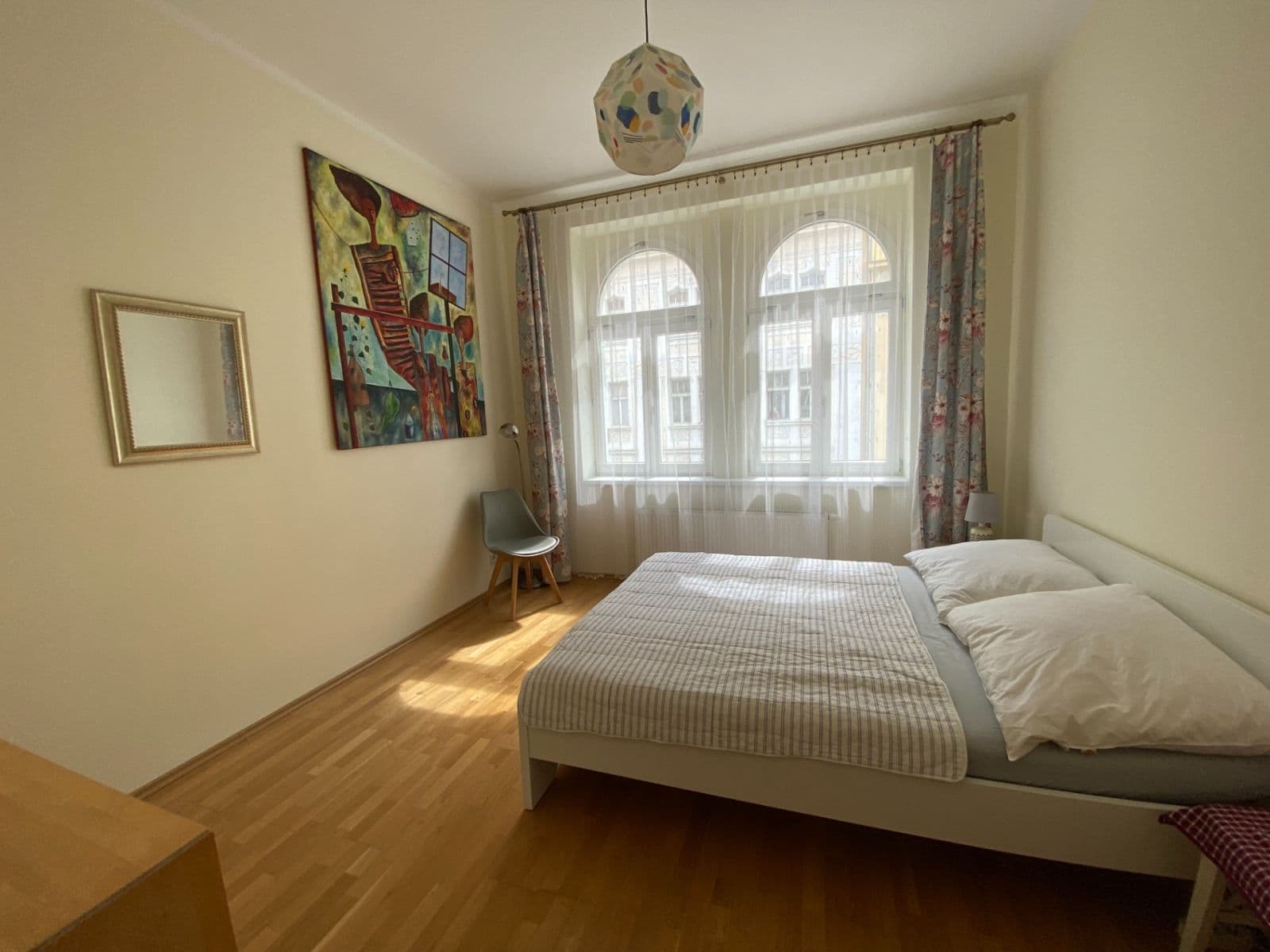 Prenájom bytu 3-izbový 74 m², Bořivojova, Praha, Praha Prenájom bytu 3-izbový 74 m², Bořivojova, Praha, Praha