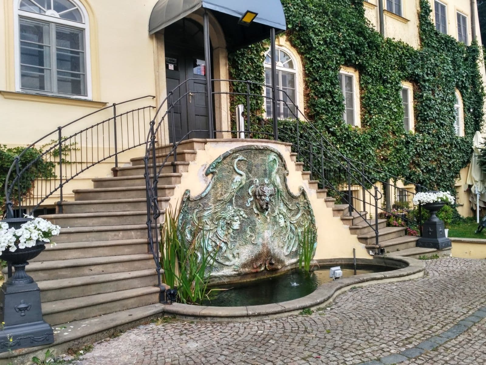 Prenájom nebytového priestoru 1.086 m², Petřínské sady, Praha, Praha Prenájom nebytového priestoru 1.086 m², Petřínské sady, Praha, Praha