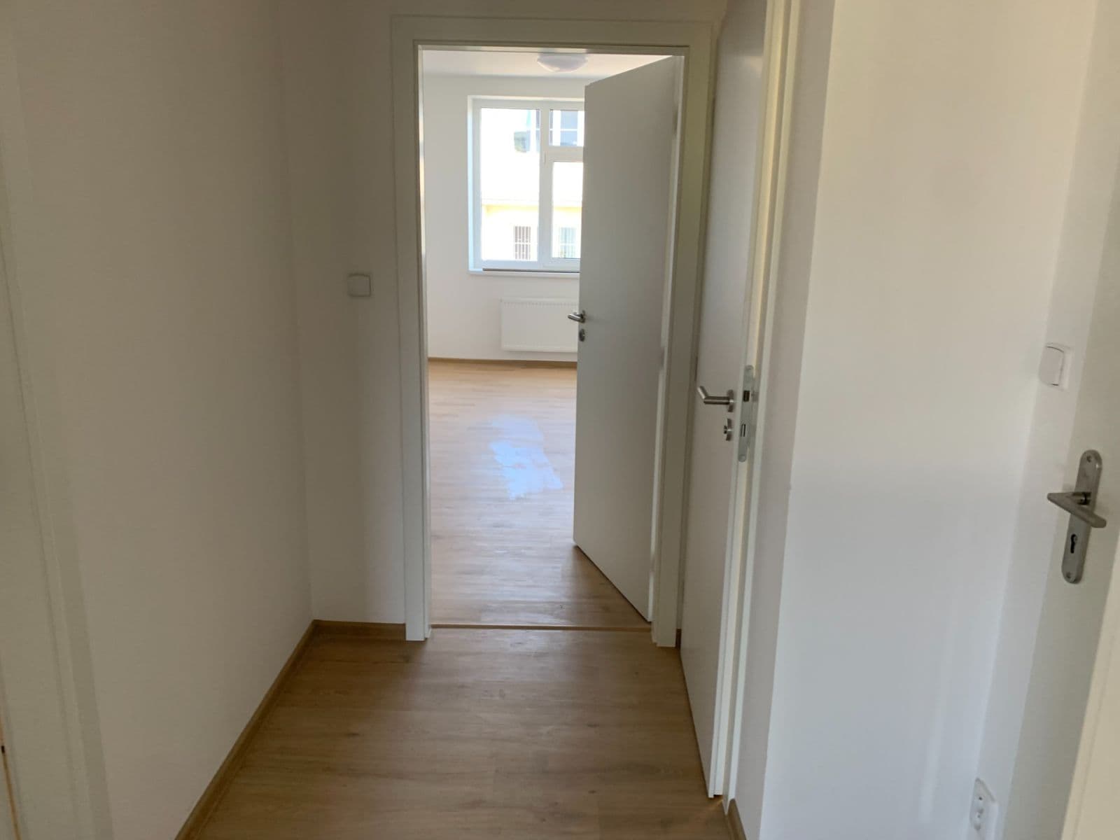 Prenájom bytu 2-izbový 48 m², Bratislavská, Brno, Jihomoravský kraj Prenájom bytu 2-izbový 48 m², Bratislavská, Brno, Jihomoravský kraj