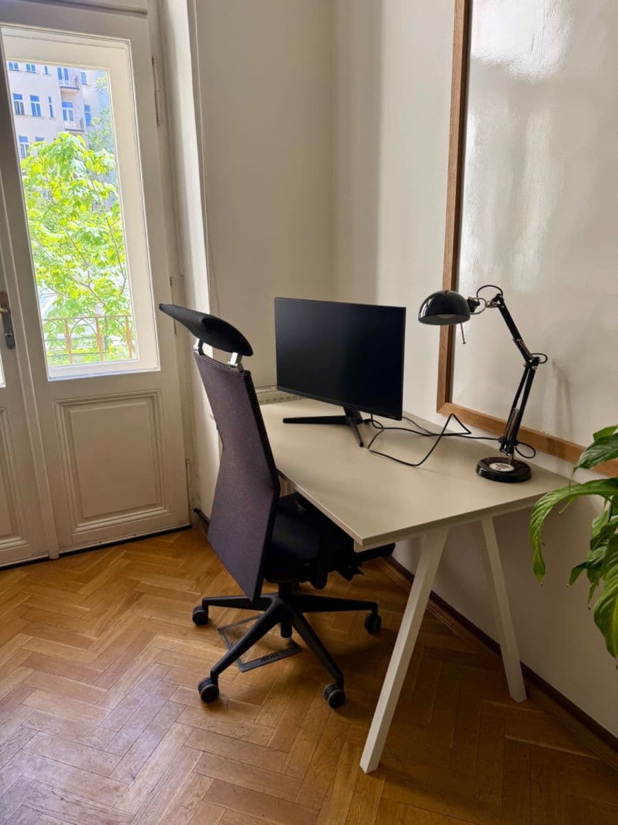 Prenájom kancelárie 20 m², Vinohradská, Praha, Praha Prenájom kancelárie 20 m², Vinohradská, Praha, Praha