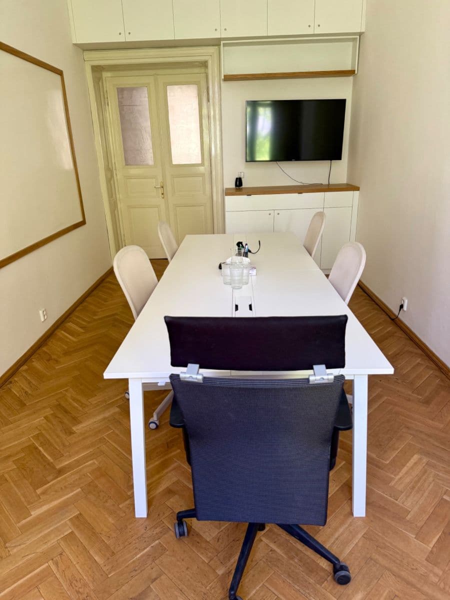 Prenájom kancelárie 20 m², Vinohradská, Praha, Praha Prenájom kancelárie 20 m², Vinohradská, Praha, Praha