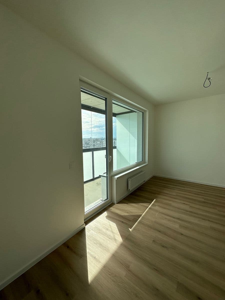 Prenájom bytu 2-izbový 56 m², Kolbenova, Praha, Praha Prenájom bytu 2-izbový 56 m², Kolbenova, Praha, Praha