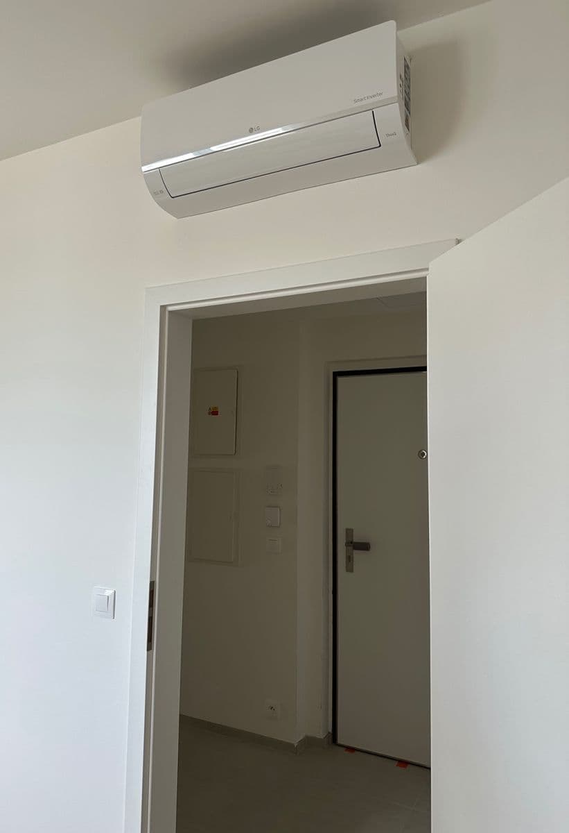 Prenájom bytu 2-izbový 56 m², Kolbenova, Praha, Praha Prenájom bytu 2-izbový 56 m², Kolbenova, Praha, Praha