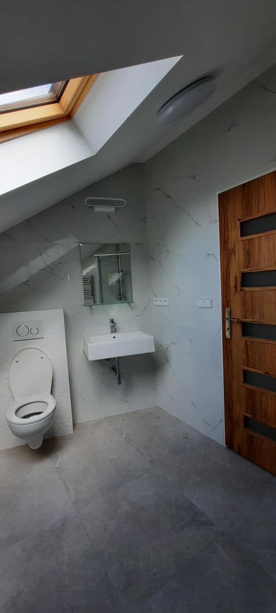 Prenájom bytu 2-izbový 58 m², Chelčického, Úpice, Královéhradecký kraj Prenájom bytu 2-izbový 58 m², Chelčického, Úpice, Královéhradecký kraj