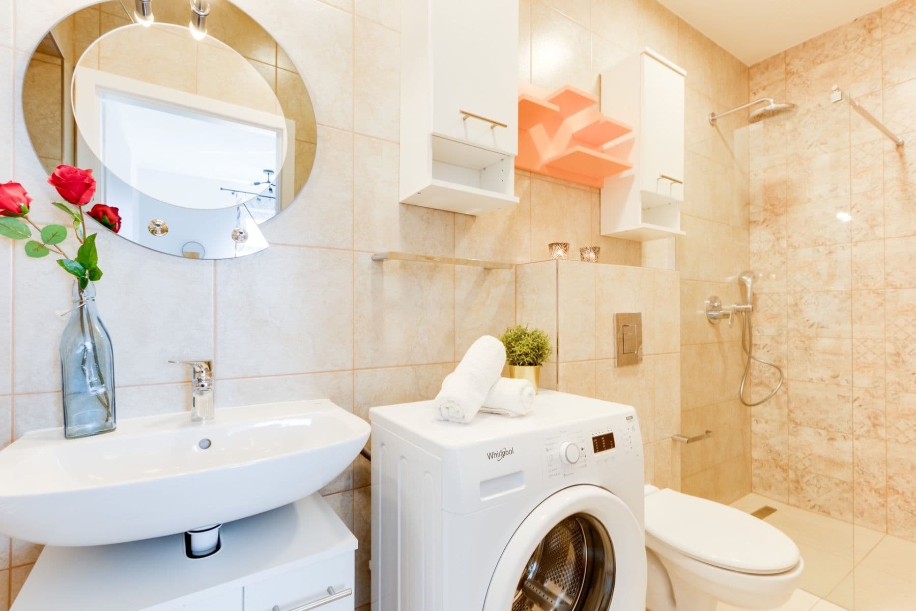 Prenájom bytu 2-izbový 40 m², Bakalářská, Praha, Praha Prenájom bytu 2-izbový 40 m², Bakalářská, Praha, Praha