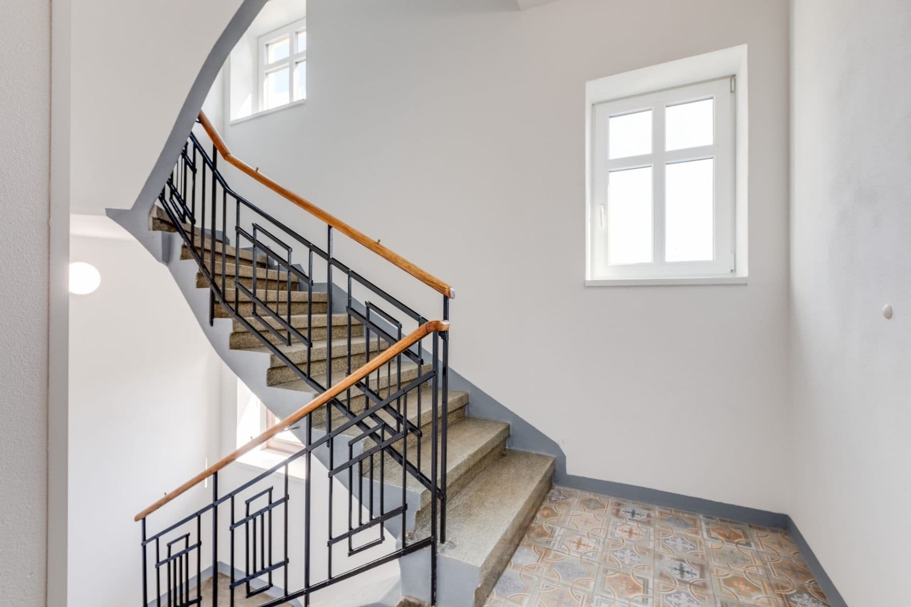 Prenájom bytu 2-izbový 40 m², Bakalářská, Praha, Praha Prenájom bytu 2-izbový 40 m², Bakalářská, Praha, Praha