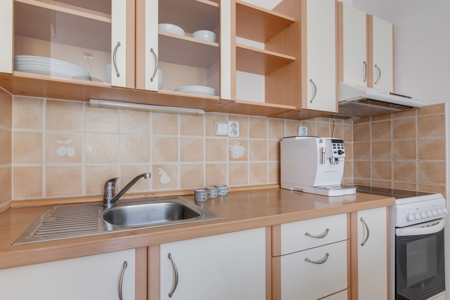 Prenájom bytu 2-izbový 38 m², Přípotoční, Praha, Praha Prenájom bytu 2-izbový 38 m², Přípotoční, Praha, Praha