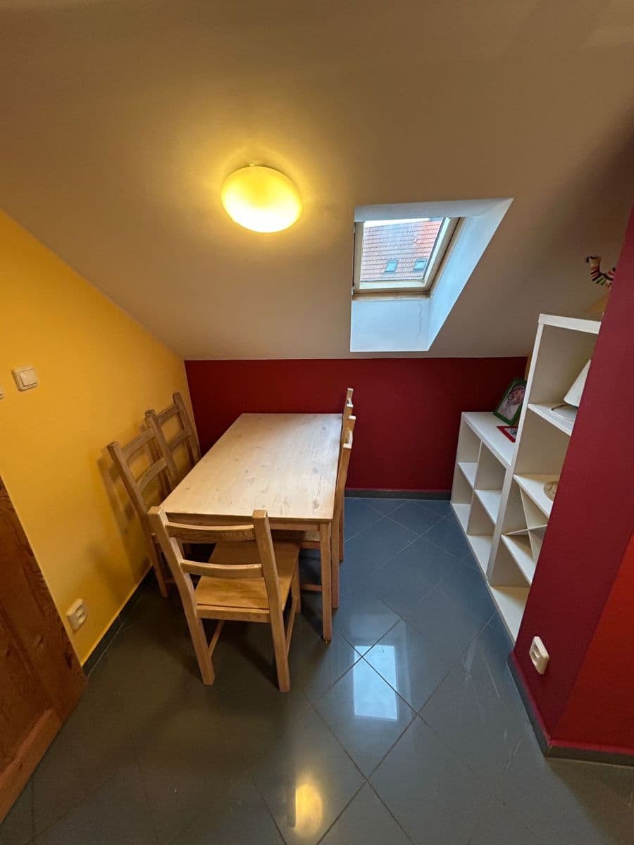Prenájom bytu 2-izbový 70 m², Střelice, Plzeňský kraj Prenájom bytu 2-izbový 70 m², Střelice, Plzeňský kraj