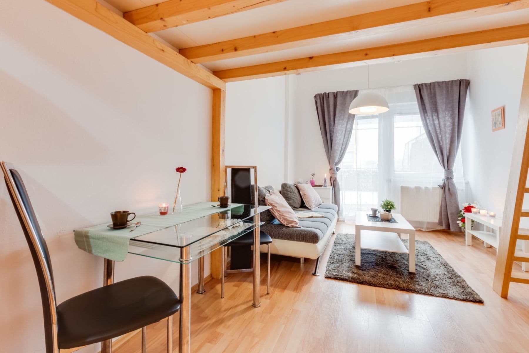 Prenájom bytu 1-izbový 28 m², Malkovského, Praha, Praha Prenájom bytu 1-izbový 28 m², Malkovského, Praha, Praha