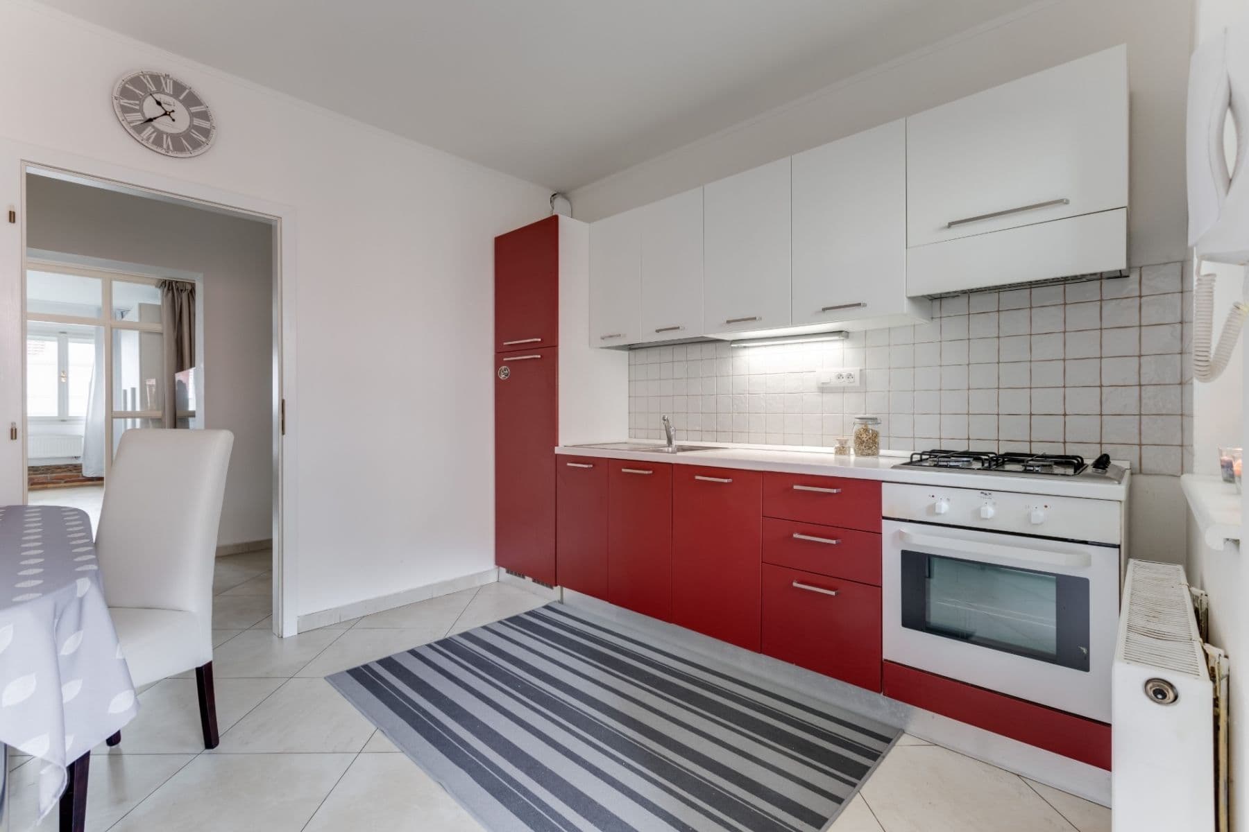 Prenájom bytu 1-izbový 45 m², Plzeňská, Praha, Praha Prenájom bytu 1-izbový 45 m², Plzeňská, Praha, Praha