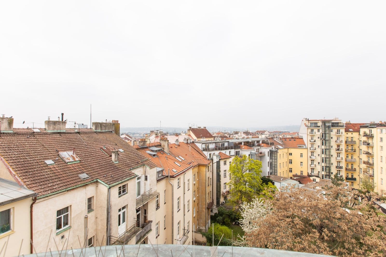 Prenájom bytu 3-izbový 104 m², Šumavská, Praha, Praha Prenájom bytu 3-izbový 104 m², Šumavská, Praha, Praha