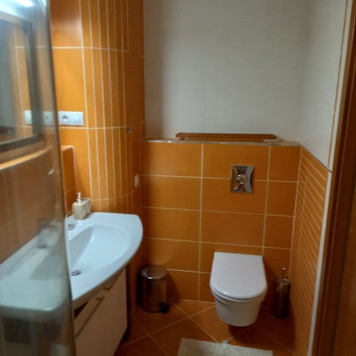 Prenájom bytu 2-izbový 59 m², Šumberova, Praha, Praha Prenájom bytu 2-izbový 59 m², Šumberova, Praha, Praha