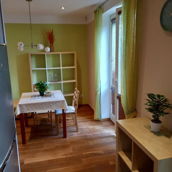 Prenájom bytu 2-izbový 59 m², Šumberova, Praha, Praha Prenájom bytu 2-izbový 59 m², Šumberova, Praha, Praha