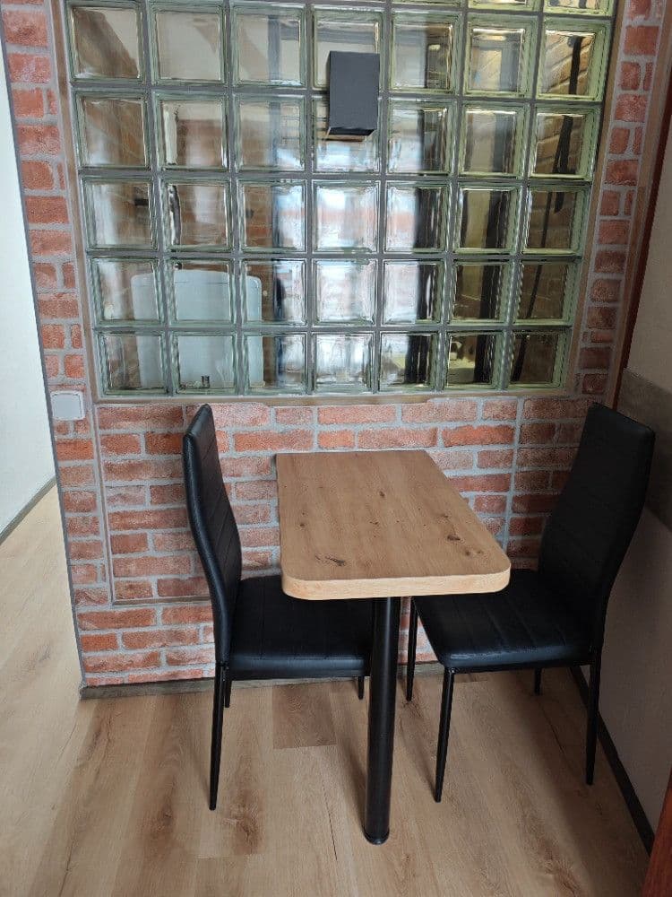 Prenájom bytu 1-izbový 30 m², Mikovcova, Praha, Praha Prenájom bytu 1-izbový 30 m², Mikovcova, Praha, Praha