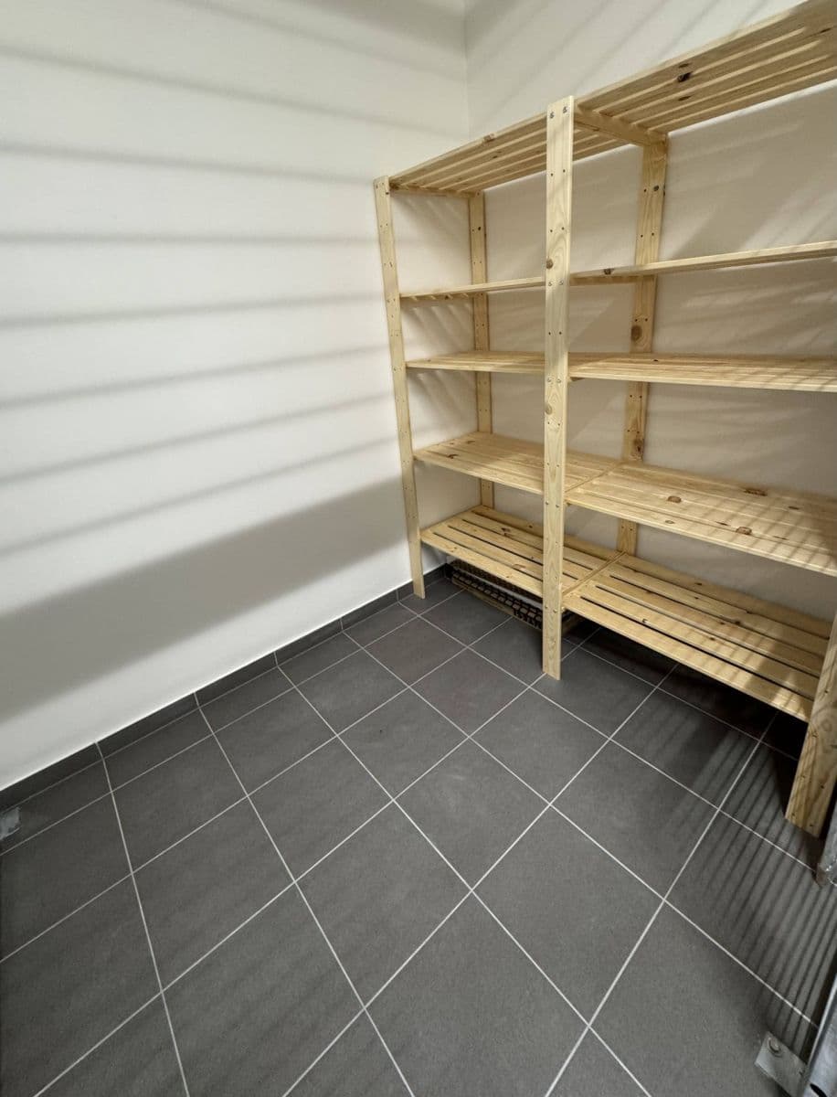 Prenájom bytu 3-izbový 75 m², Suchánkova, Benešov, Středočeský kraj Prenájom bytu 3-izbový 75 m², Suchánkova, Benešov, Středočeský kraj