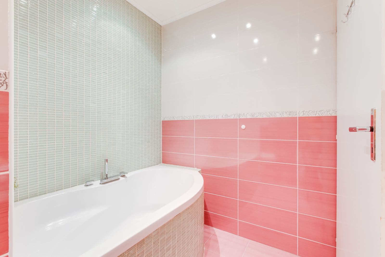 Prenájom bytu 3-izbový 62 m², Zálesí, Praha, Praha Prenájom bytu 3-izbový 62 m², Zálesí, Praha, Praha