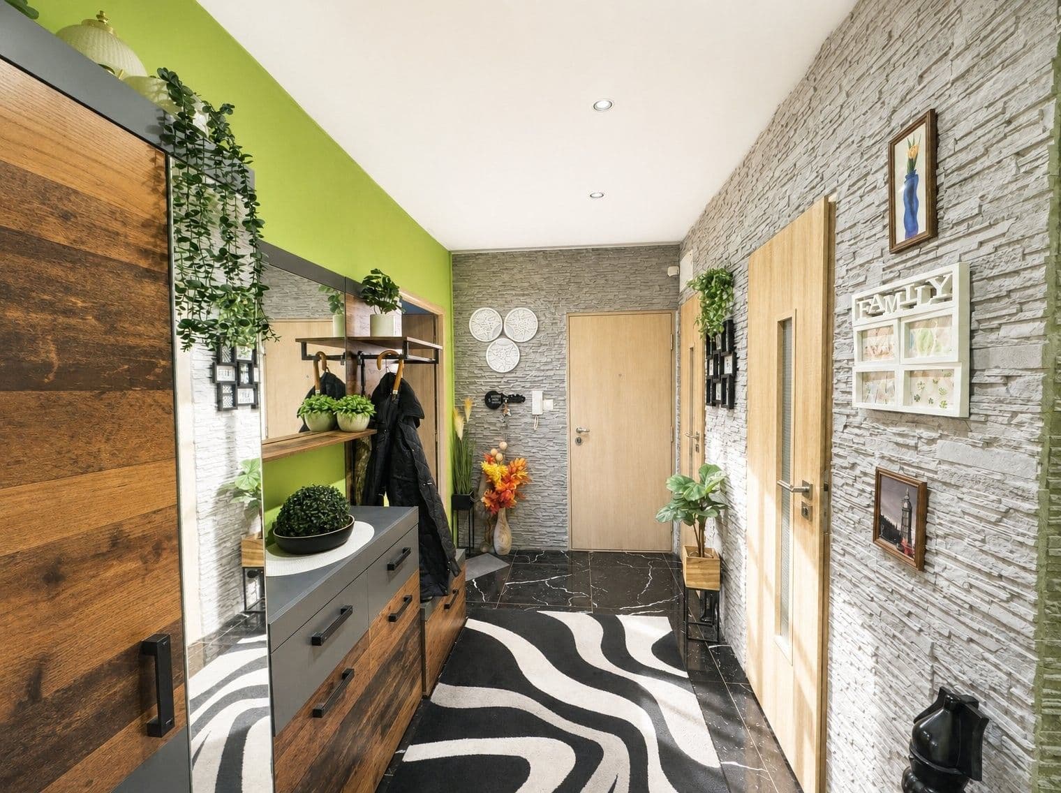 Predaj bytu 3-izbový 72 m², Topolová, Praha, Praha Predaj bytu 3-izbový 72 m², Topolová, Praha, Praha