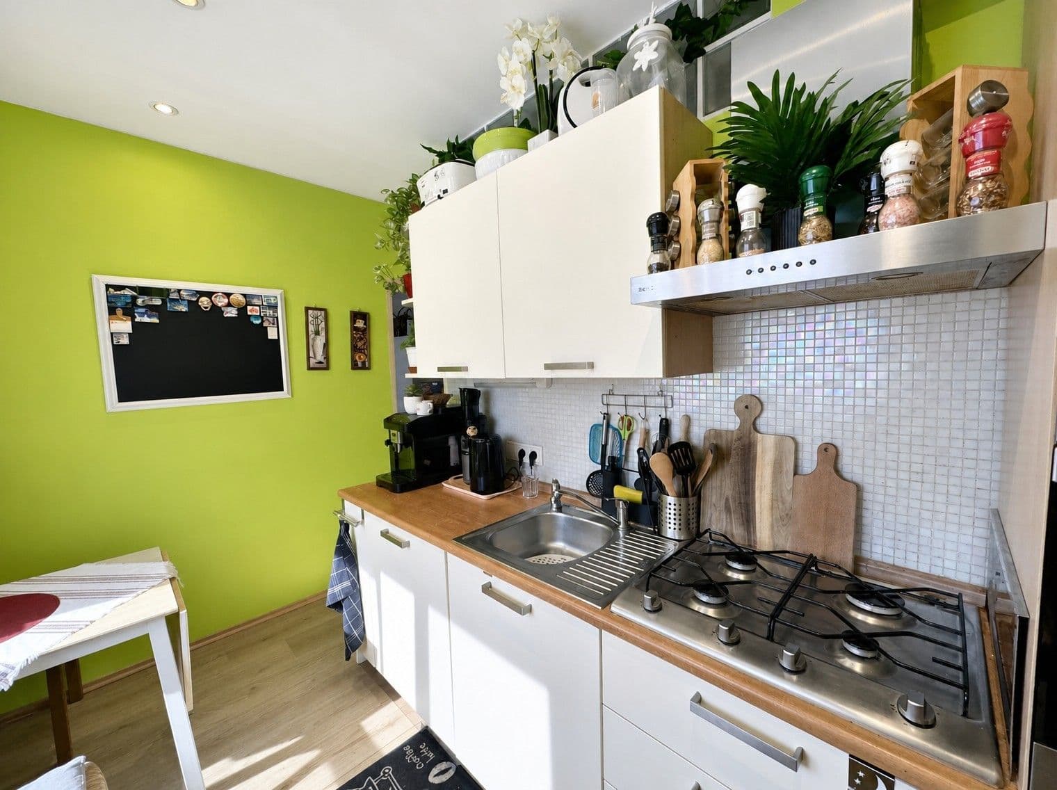 Predaj bytu 3-izbový 72 m², Topolová, Praha, Praha Predaj bytu 3-izbový 72 m², Topolová, Praha, Praha