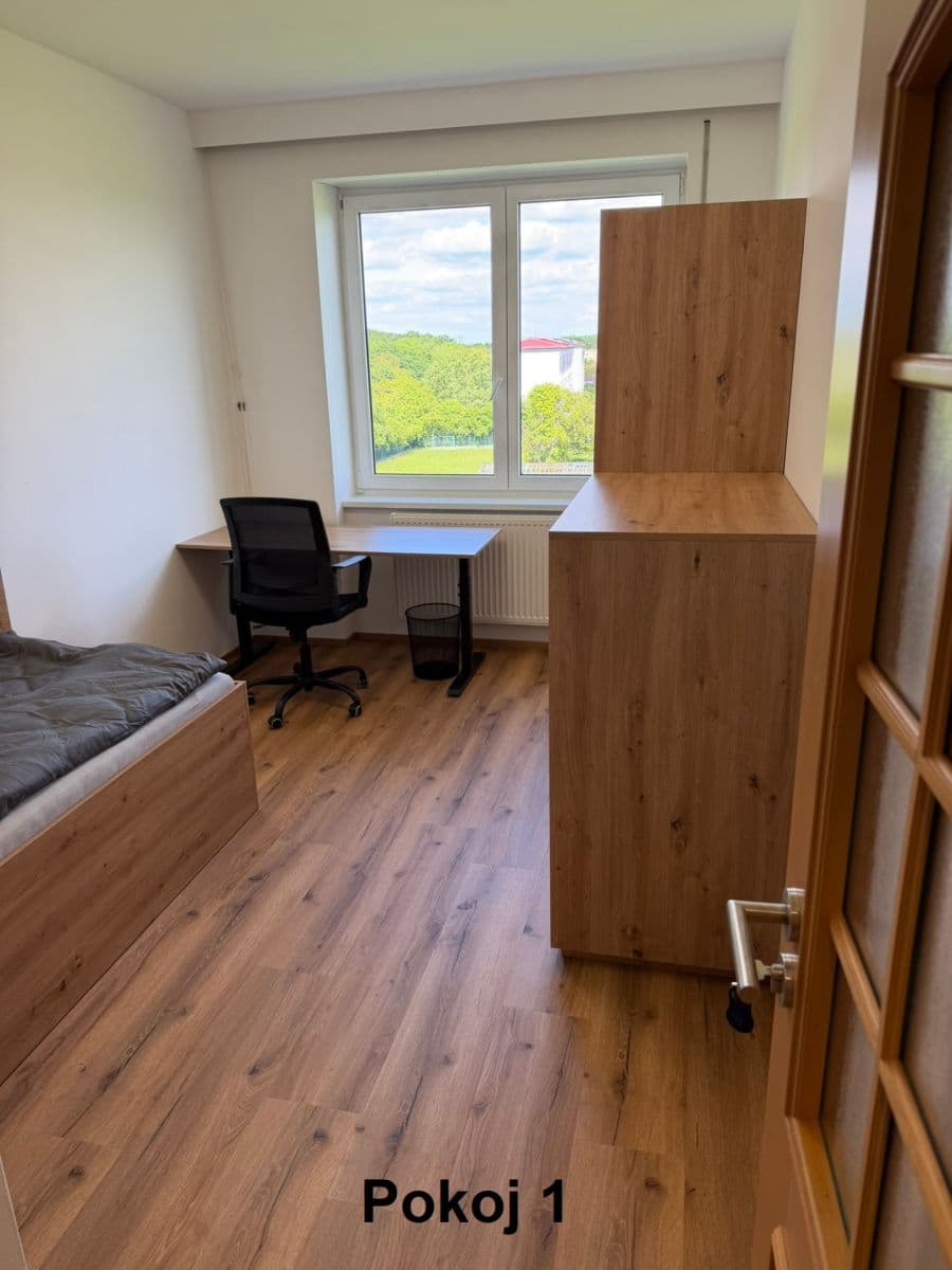 Prenájom bytu 6-izbový 158 m², Chotovická, Praha, Praha Prenájom bytu 6-izbový 158 m², Chotovická, Praha, Praha