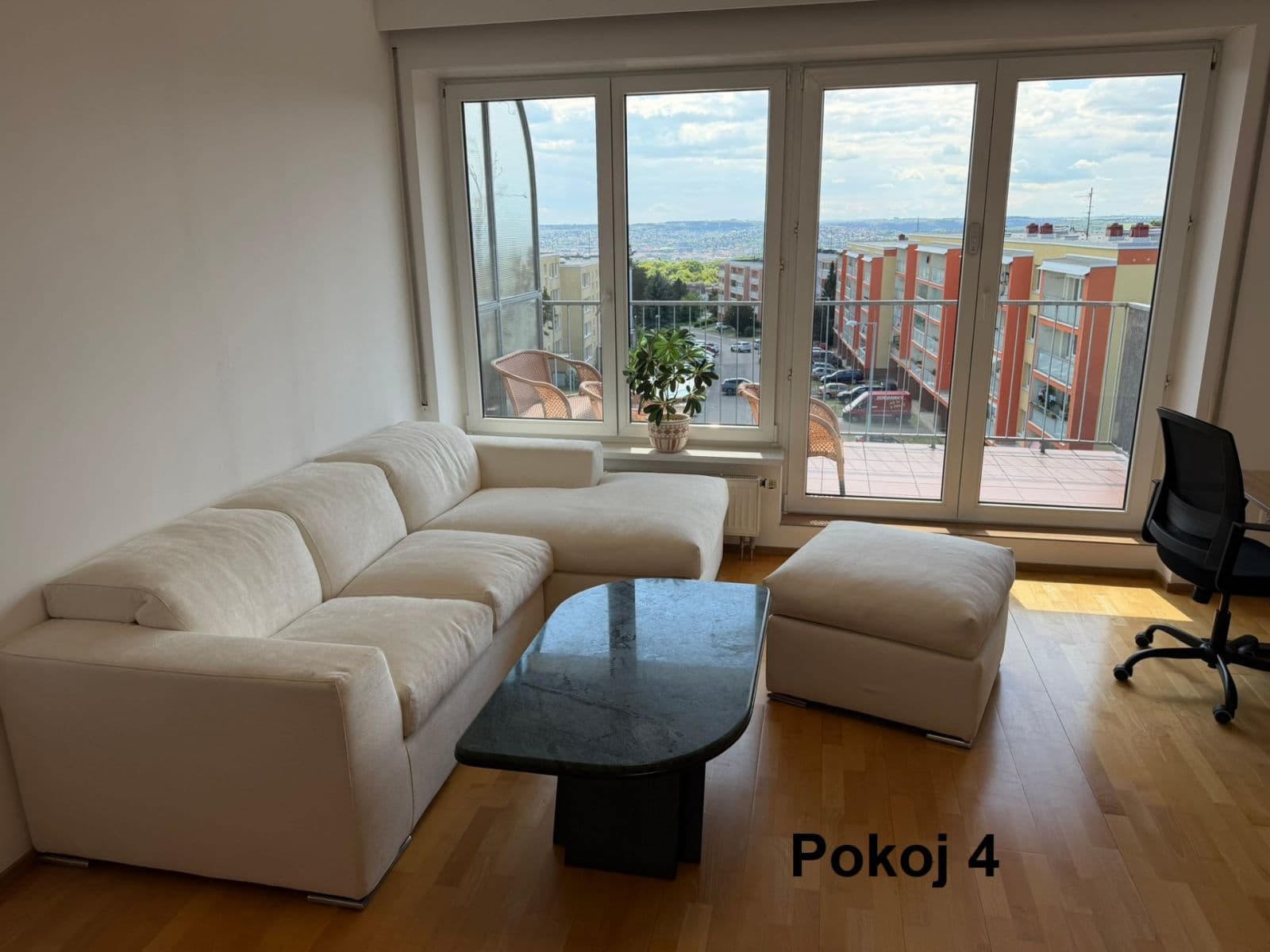 Prenájom bytu 6-izbový 158 m², Chotovická, Praha, Praha Prenájom bytu 6-izbový 158 m², Chotovická, Praha, Praha