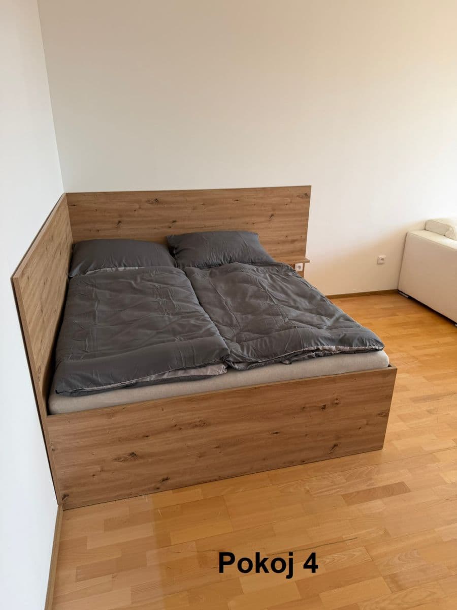 Prenájom bytu 6-izbový 158 m², Chotovická, Praha, Praha Prenájom bytu 6-izbový 158 m², Chotovická, Praha, Praha