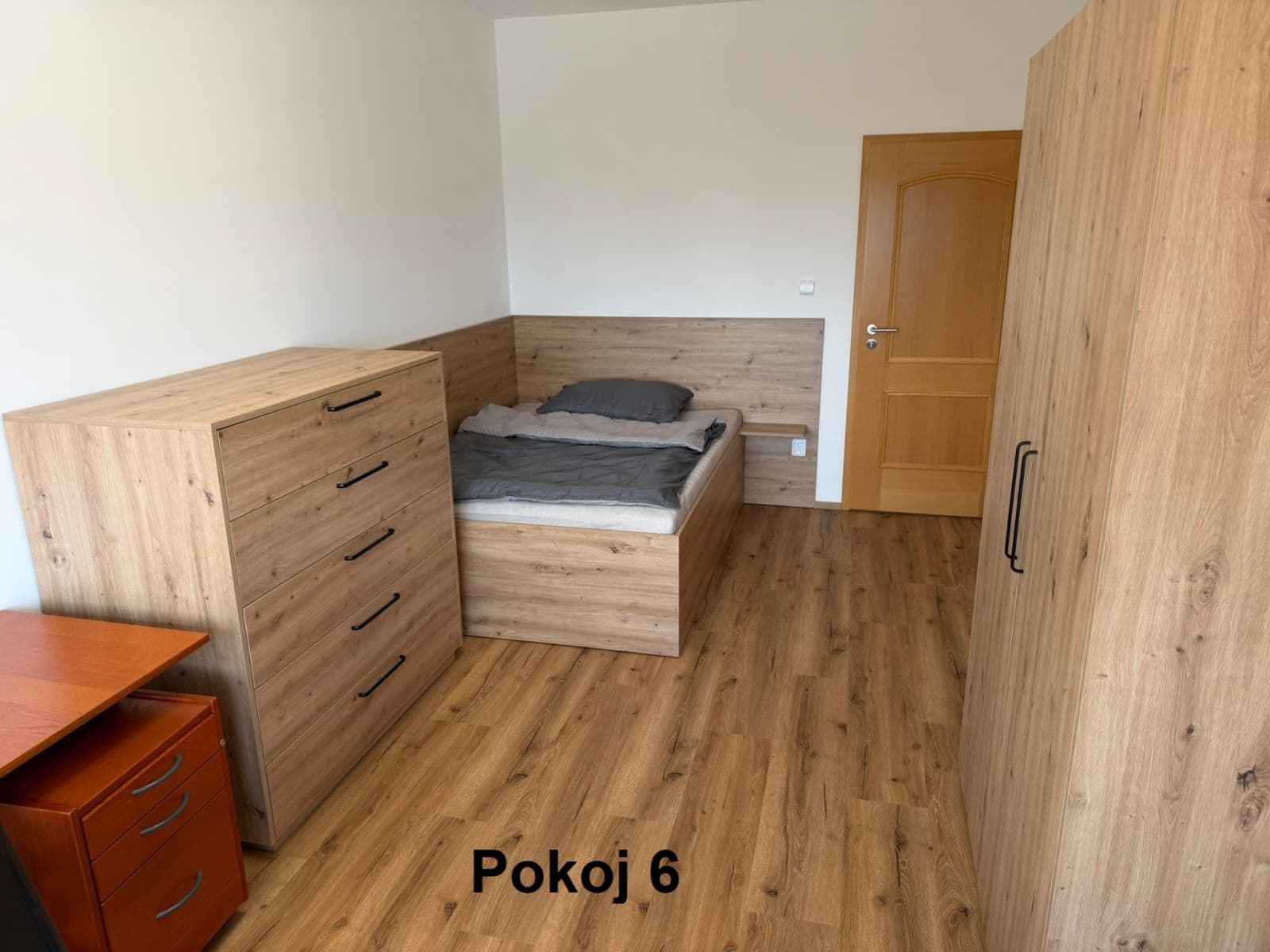 Prenájom bytu 6-izbový 158 m², Chotovická, Praha, Praha Prenájom bytu 6-izbový 158 m², Chotovická, Praha, Praha