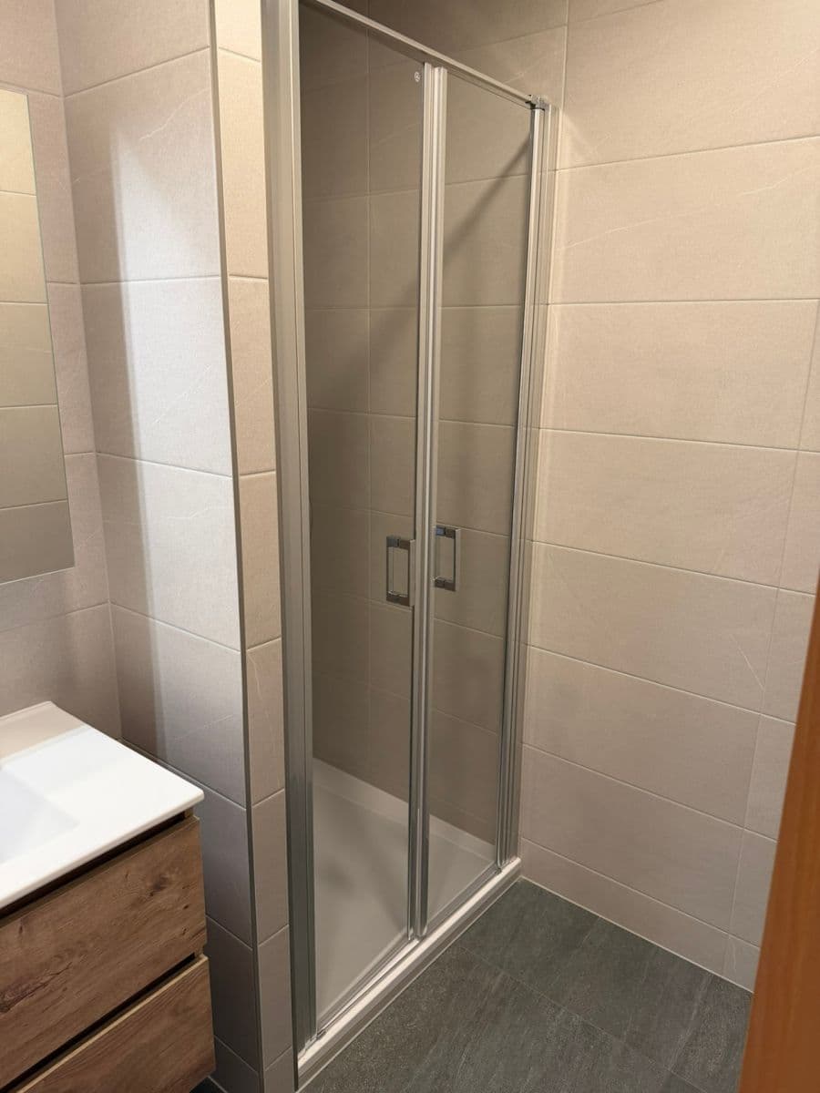 Prenájom bytu 6-izbový 158 m², Chotovická, Praha, Praha Prenájom bytu 6-izbový 158 m², Chotovická, Praha, Praha