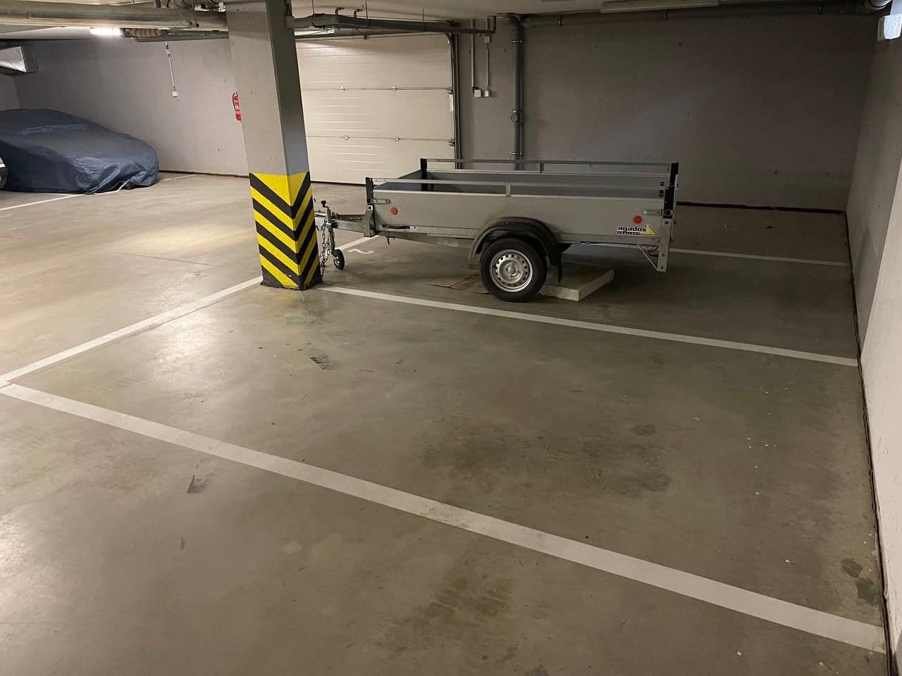 Prenájom garáže 12 m², Fantova, Brno, Jihomoravský kraj Prenájom garáže 12 m², Fantova, Brno, Jihomoravský kraj