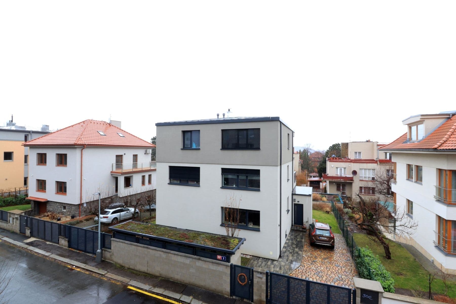 Prenájom bytu 3-izbový 103 m², Na hřebenech I, Praha, Praha Prenájom bytu 3-izbový 103 m², Na hřebenech I, Praha, Praha