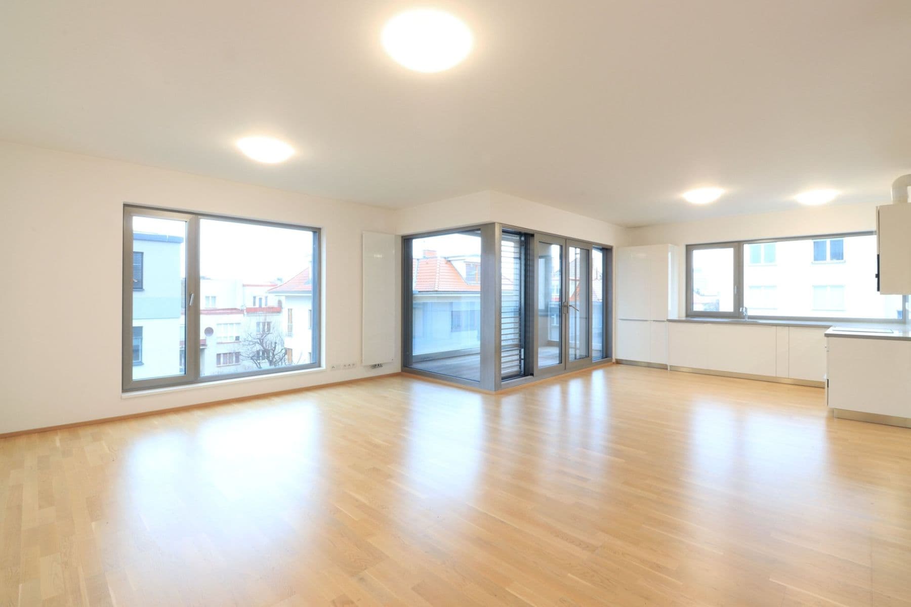 Prenájom bytu 3-izbový 103 m², Na hřebenech I, Praha, Praha Prenájom bytu 3-izbový 103 m², Na hřebenech I, Praha, Praha