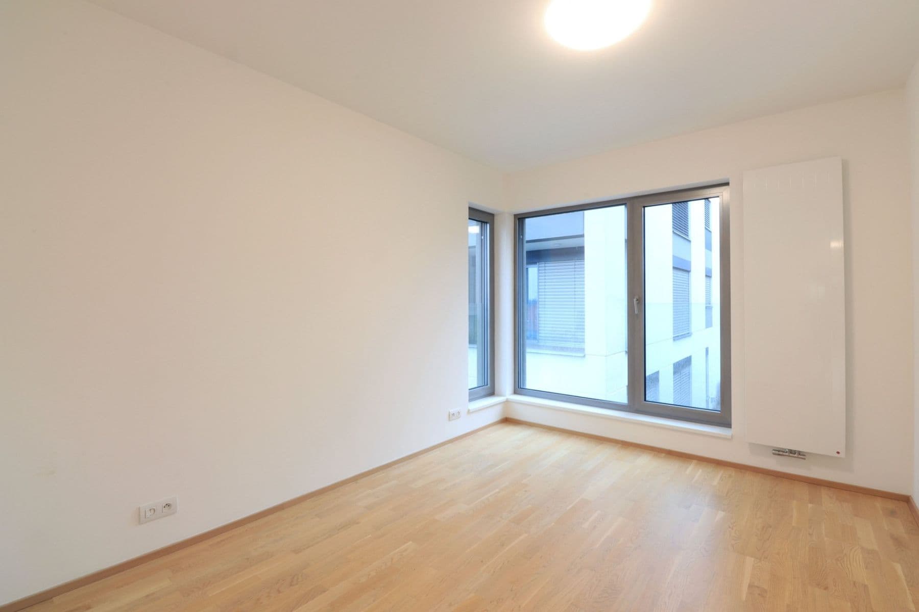 Prenájom bytu 3-izbový 103 m², Na hřebenech I, Praha, Praha Prenájom bytu 3-izbový 103 m², Na hřebenech I, Praha, Praha