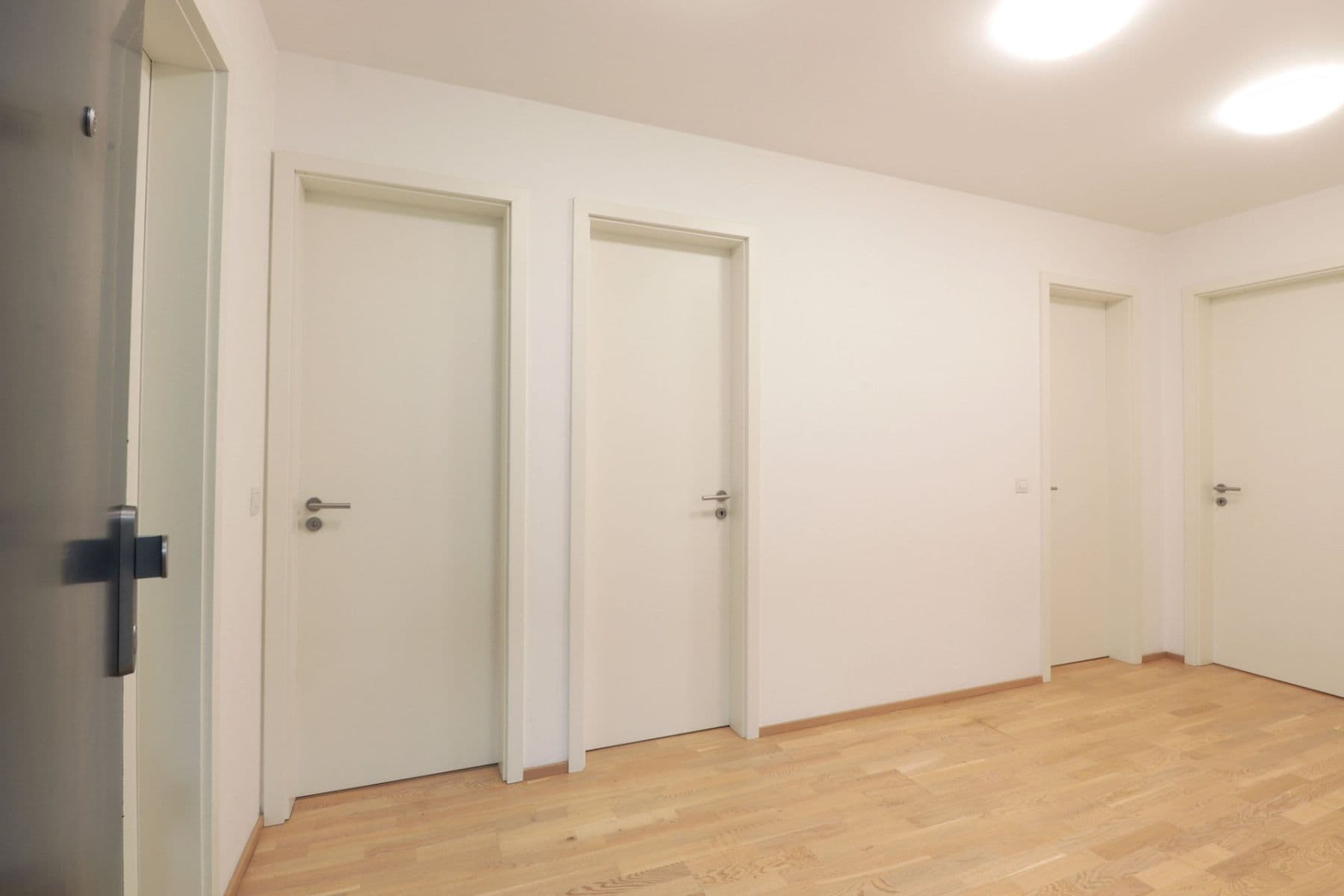 Prenájom bytu 3-izbový 103 m², Na hřebenech I, Praha, Praha Prenájom bytu 3-izbový 103 m², Na hřebenech I, Praha, Praha