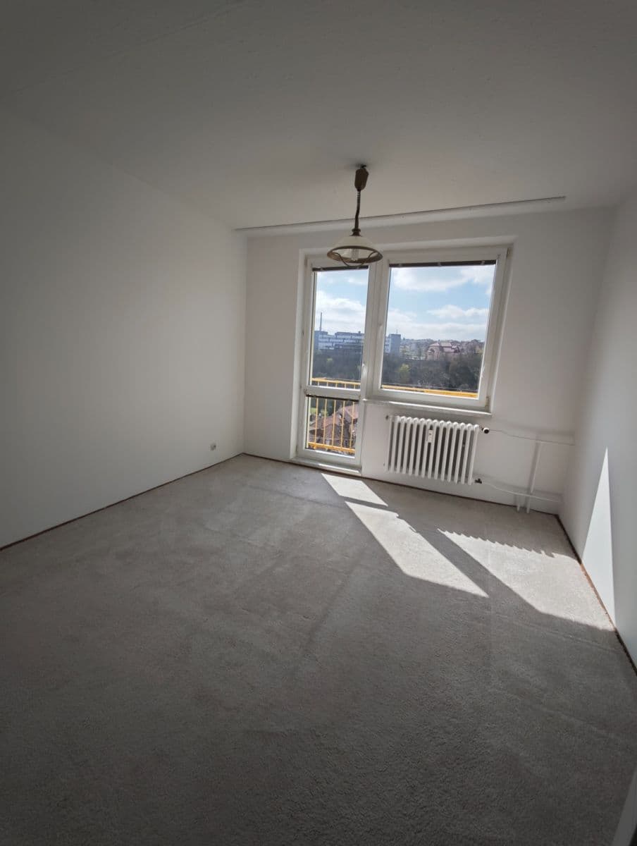 Prenájom bytu 3-izbový 73 m², Obránců míru, Třebíč, Kraj Vysočina Prenájom bytu 3-izbový 73 m², Obránců míru, Třebíč, Kraj Vysočina