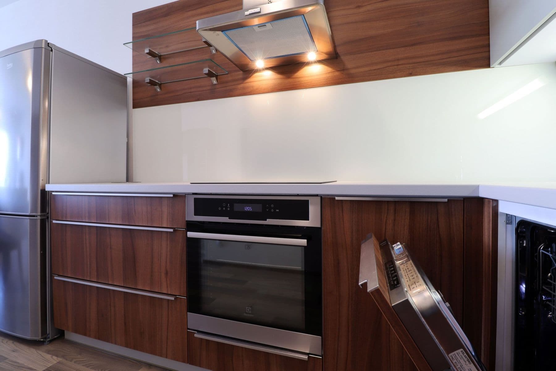 Prenájom bytu 2-izbový 61 m², Hlučkova, Praha, Praha Prenájom bytu 2-izbový 61 m², Hlučkova, Praha, Praha