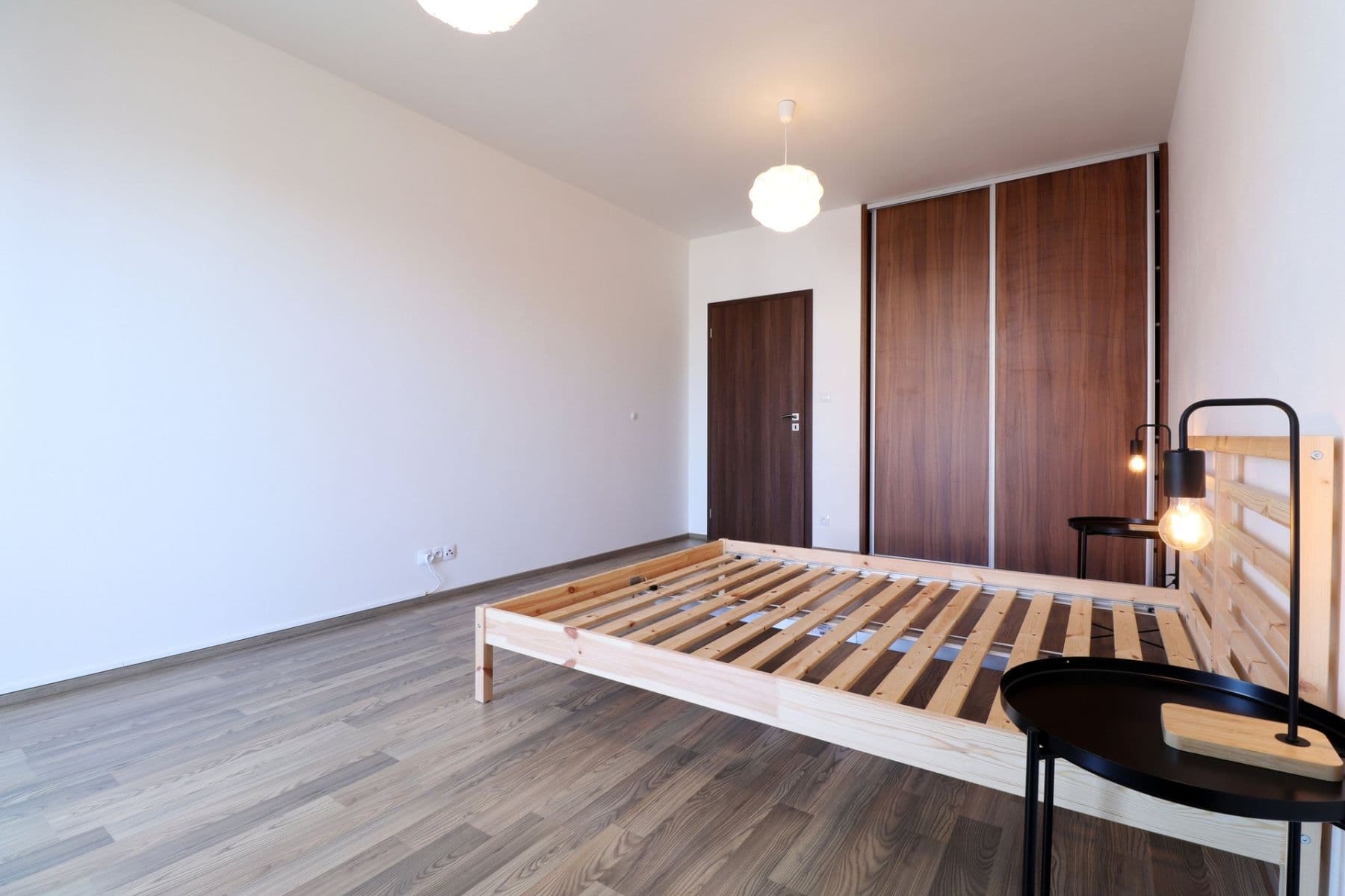 Prenájom bytu 2-izbový 61 m², Hlučkova, Praha, Praha Prenájom bytu 2-izbový 61 m², Hlučkova, Praha, Praha