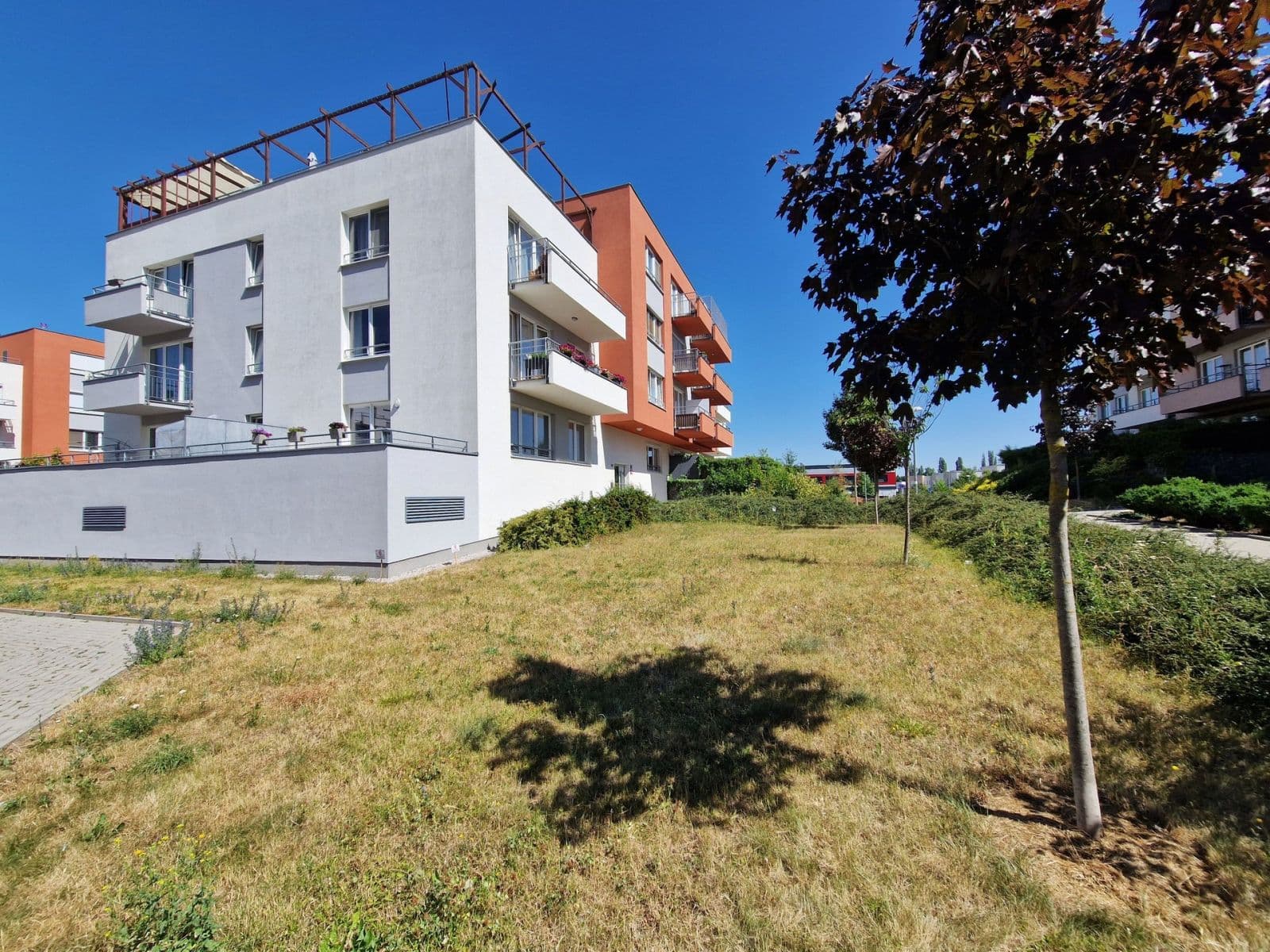 Prenájom bytu 2-izbový 61 m², Hlučkova, Praha, Praha Prenájom bytu 2-izbový 61 m², Hlučkova, Praha, Praha