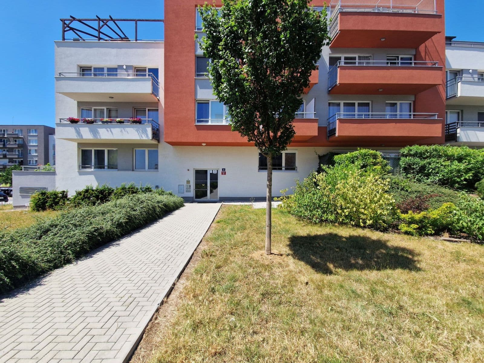 Prenájom bytu 2-izbový 61 m², Hlučkova, Praha, Praha Prenájom bytu 2-izbový 61 m², Hlučkova, Praha, Praha