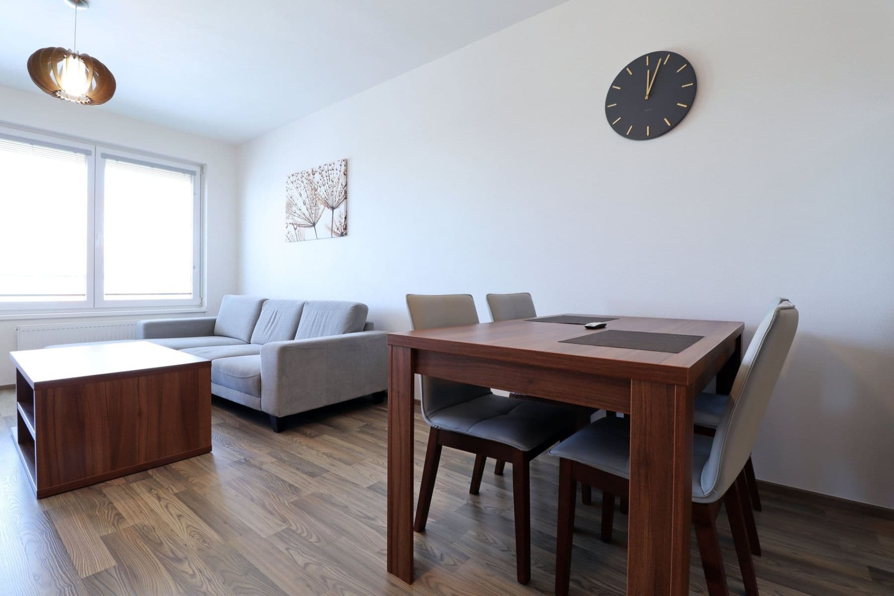 Prenájom bytu 2-izbový 61 m², Hlučkova, Praha, Praha Prenájom bytu 2-izbový 61 m², Hlučkova, Praha, Praha